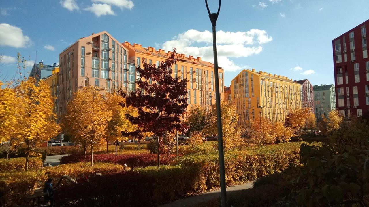 Positive Smile Studio Apartment In The Colorful Comfort Town Residental Complex. Kt-06. Kiev Dış mekan fotoğraf